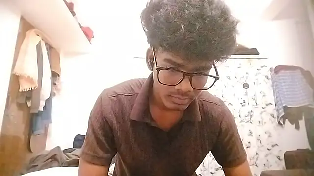 Snapshot of Rahulisagoodguy chatting on September 21, 2025, 12:40 pm Rahulisagoodguy online show from September 21, 2025, 12:40 pm