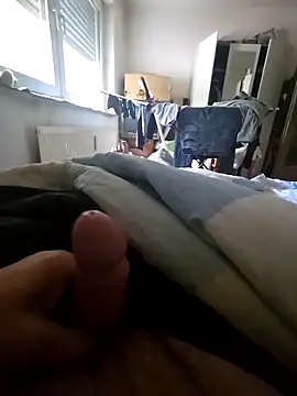 Snapshot of Fonse1860 chatting on October 5, 2025, 10:24 am Fonse1860 online show from October 5, 2025, 10:24 am