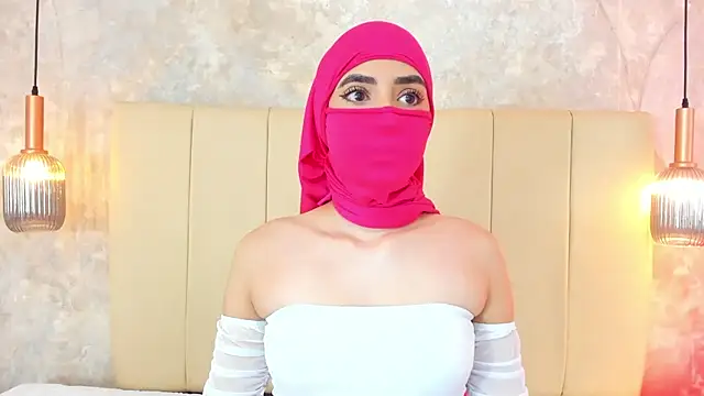 nayiraa  online show from April 6, 2026, 11:55 am