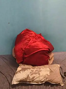 sexy42couple online show from February 18, 2026, 9:22 pm