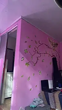 Tania Gate online show from November 1, 2025, 8:33 pm