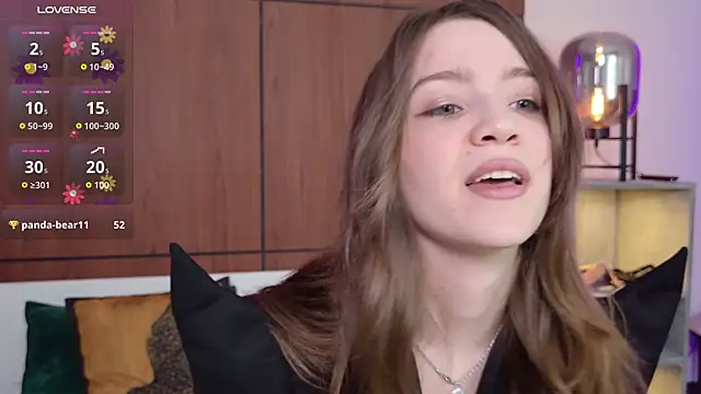 Snapshot of Alison_kisss chatting on July 12, 2026, 6:54 pm Alison kisss online show from July 12, 2026, 6:54 pm