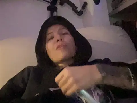 dddasani online show from November 20, 2025, 7:57 pm