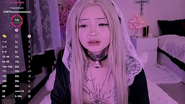 Snapshot of Lein_Bone chatting on March 6, 2026, 12:07 am Lein Bone online show from March 6, 2026, 12:07 am