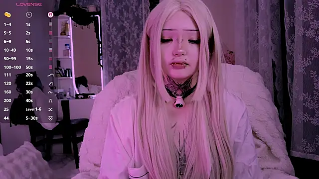 Snapshot of Lein_Bone chatting on April 6, 2026, 12:08 am Lein Bone online show from April 6, 2026, 12:08 am