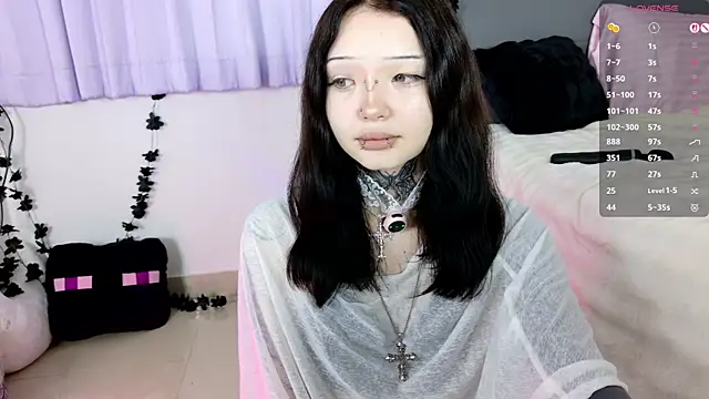 Snapshot of Lein_Bone chatting on July 15, 2026, 12:05 am Lein Bone online show from July 15, 2026, 12:05 am