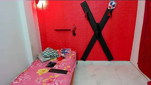 bdsmforever18 online show from March 3, 2026, 2:18 am