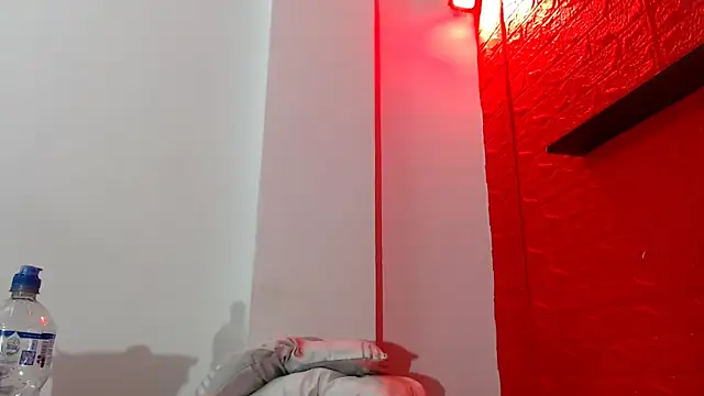 Snapshot of bdsmforever18 chatting on August 9, 2026, 2:13 am bdsmforever18 online show from August 9, 2026, 2:13 am