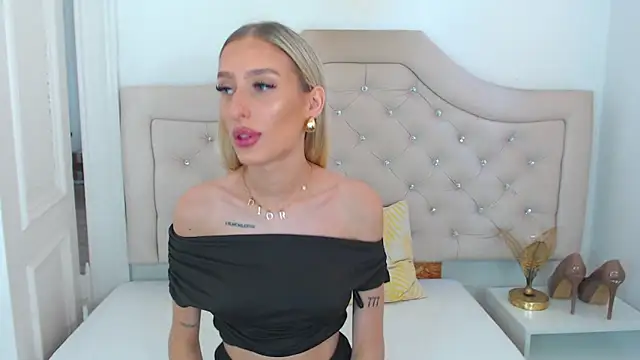 NatalieSensual online show from May 26, 2026, 9:05 am