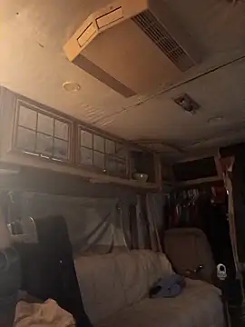 ShawnandDani7074 online show from January 14, 2026, 3:23 am