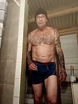 ShawnandDani7074 online show from March 17, 2026, 6:00 pm