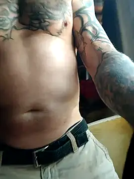 ShawnandDani7074 online show from March 26, 2026, 4:56 pm