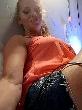 Snapshot of IrishGoddess69247 chatting on January 18, 2026, 6:01 pm IrishGoddess69247 online show from January 18, 2026, 6:01 pm