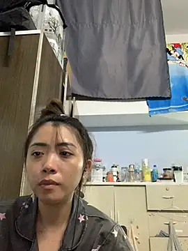 Minee1202 online show from April 10, 2026, 1:11 am