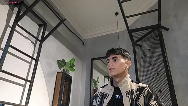 Dani mc1 online show from January 7, 2026, 11:45 am