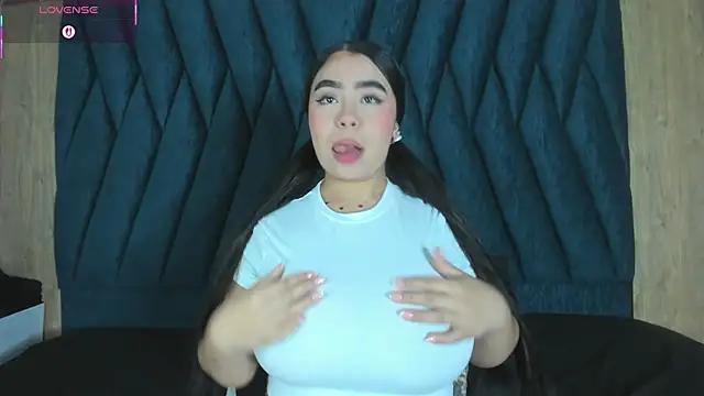 Samy Grey01 online show from November 18, 2025, 3:23 am