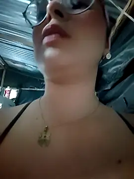 Lily-o online show from November 25, 2025, 1:16 am