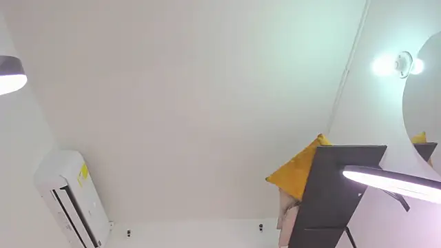 samantaasm online show from February 10, 2026, 9:08 pm