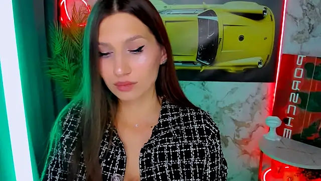 Mollyinyourmind online show from February 18, 2026, 9:22 pm