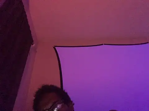 Snapshot of Triggerhappycj100 chatting on October 4, 2025, 4:10 am Triggerhappycj100 online show from October 4, 2025, 4:10 am