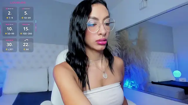 Ebonysweet   online show from May 25, 2026, 7:42 pm