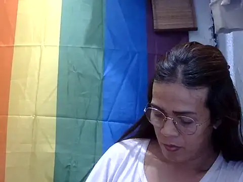 juicycum069 online show from July 1, 2026, 7:10 am