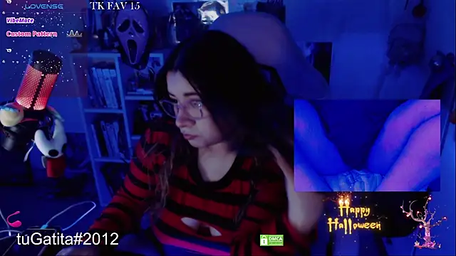 Snapshot of Pink_girl0n chatting on November 2, 2025, 9:22 am Pink girl0n online show from November 2, 2025, 9:22 am