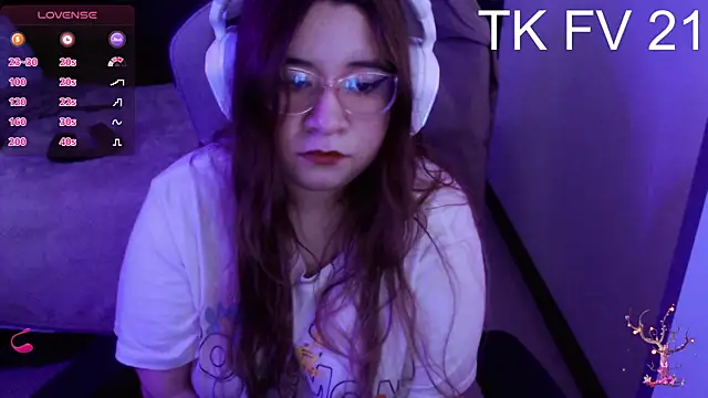 Snapshot of Pink_girl0n chatting on January 13, 2026, 8:36 pm Pink girl0n online show from January 13, 2026, 8:36 pm