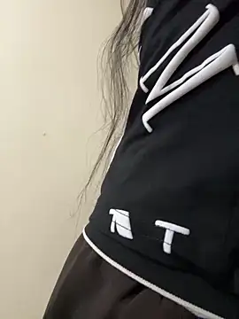 modelnishu online show from April 2, 2026, 1:53 pm