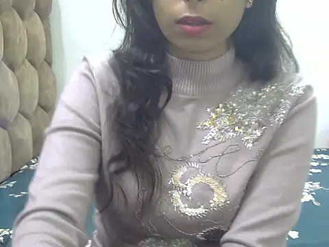 SONIYA 47 online show from November 20, 2025, 3:01 pm