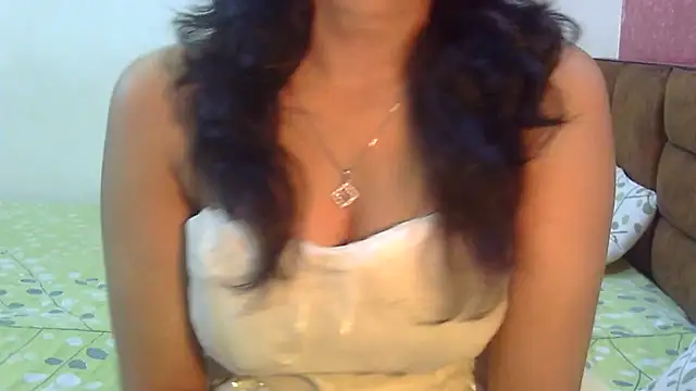 Snapshot of SONIYA_47 chatting on May 8, 2026, 3:39 pm SONIYA 47 online show from May 8, 2026, 3:39 pm
