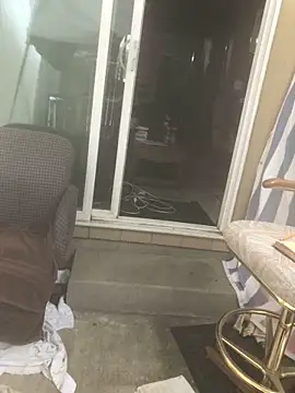 Uncutlounge online show from April 12, 2026, 11:54 pm