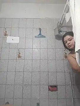 Auroraluna - online show from February 20, 2026, 9:48 pm