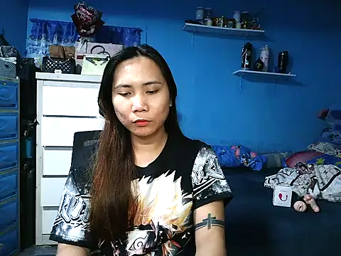 Snapshot of Yourdream07mixcey chatting on February 6, 2026, 10:07 am Yourdream07mixcey online show from February 6, 2026, 10:07 am