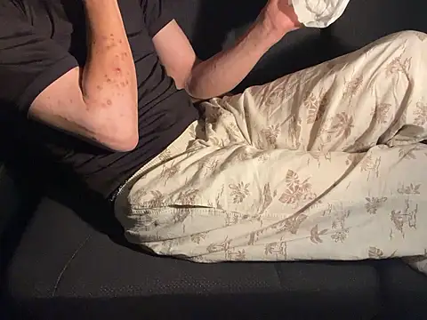 Snapshot of CAMEL1913 chatting on September 20, 2025, 5:47 pm CAMEL1913 online show from September 20, 2025, 5:47 pm