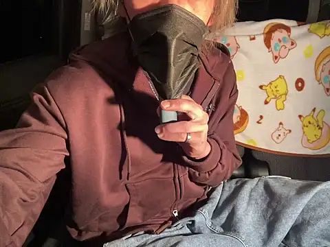 Snapshot of CAMEL1913 chatting on January 10, 2026, 5:58 pm CAMEL1913 online show from January 10, 2026, 5:58 pm