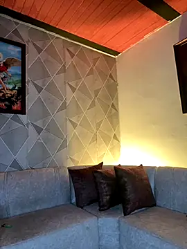 Alisse taylor2 online show from October 23, 2025, 12:59 pm