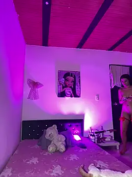 Snapshot of Alisse_taylor2 chatting on May 21, 2026, 10:33 am Alisse taylor2 online show from May 21, 2026, 10:33 am