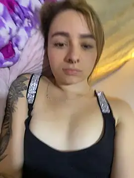 karla-thomsom10 online show from March 26, 2026, 8:25 pm