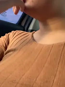 lana rousse01 online show from February 11, 2026, 9:53 pm