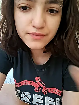 abrilour online show from October 10, 2025, 5:34 pm