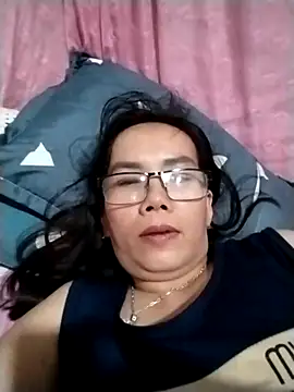 Minety473 online show from April 16, 2026, 5:52 am