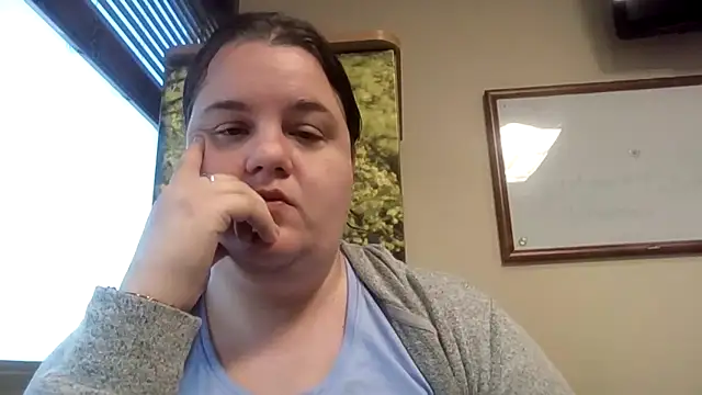 LittleBunny3 online show from September 12, 2025, 12:16 pm