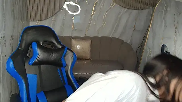 martina1 r online show from September 19, 2025, 12:50 pm