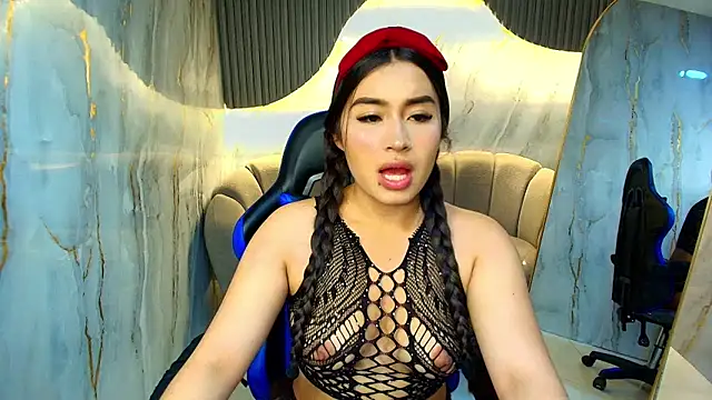 martina1 r online show from December 20, 2025, 12:56 pm