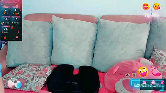 Snapshot of _samy_huber chatting on November 19, 2025, 5:57 pm samy huber online show from November 19, 2025, 5:57 pm