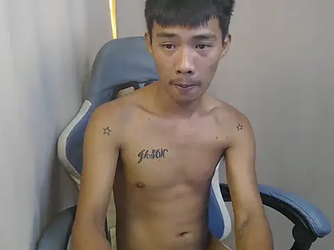 Snapshot of urasianjason chatting on March 25, 2026, 11:38 am urasianjason online show from March 25, 2026, 11:38 am