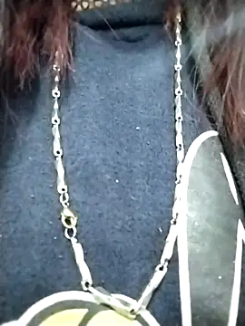 Snapshot of Katyuskka_love chatting on December 2, 2025, 11:11 pm Katyuskka love online show from December 2, 2025, 11:11 pm