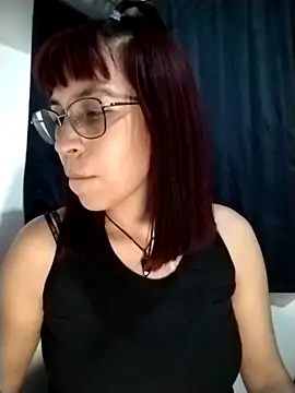 Snapshot of Katyuskka_love chatting on February 17, 2026, 3:36 am Katyuskka love online show from February 17, 2026, 3:36 am