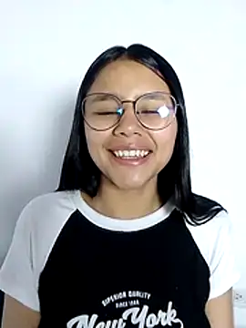 SofieLove 01 online show from February 1, 2026, 8:02 am